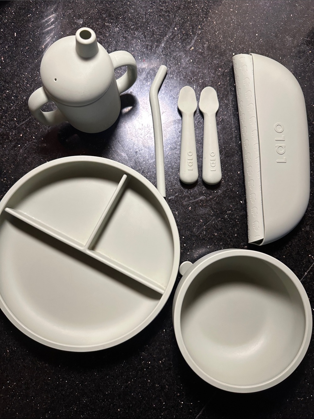 Lalo first bites full kit-6pc silicone dinnerware set.